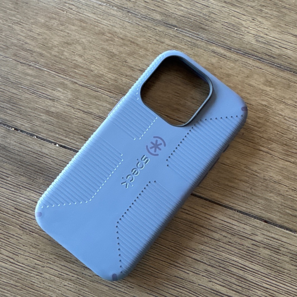 Speck iPhone 15 pro case